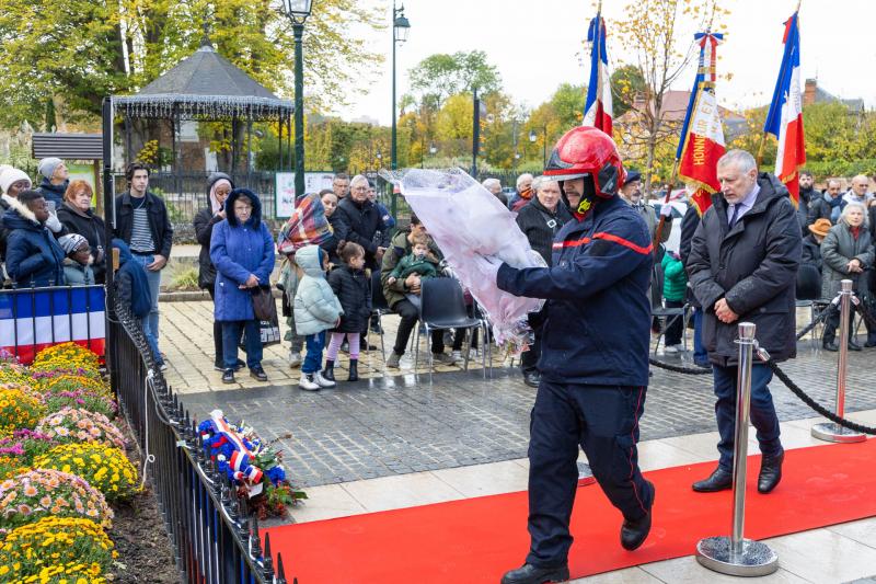 2023-11-11-Ceremonie-de-commemoration-web-site-2711