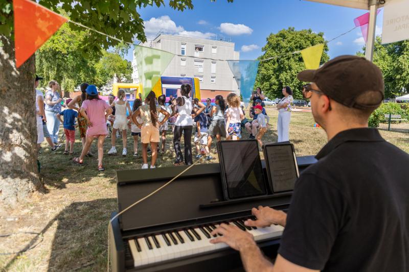 2025-06-28-Fete-a-Gerville-web-selec-2503