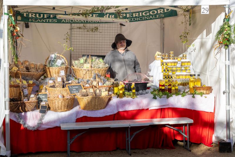 2025-12-06-07-marche-de-Noel-web-9723