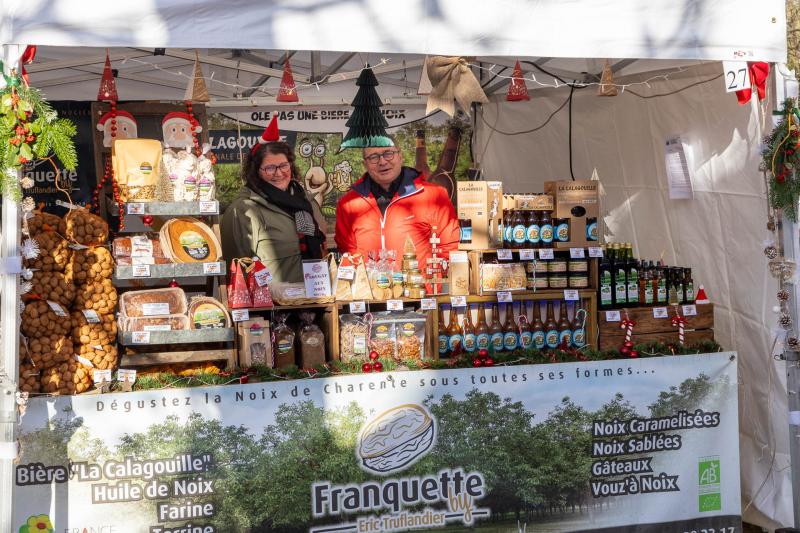 2025-12-06-07-marche-de-Noel-web-9732