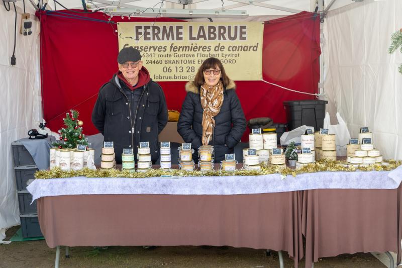 2025-12-06-07-marche-de-Noel-web-9749