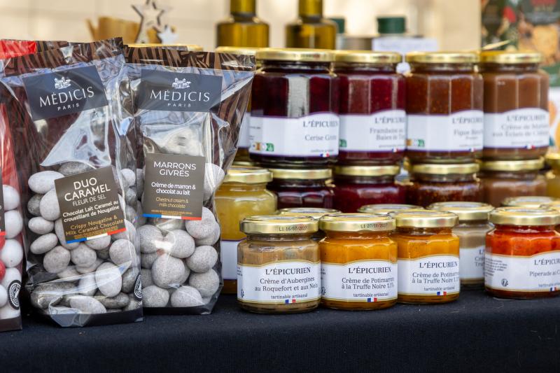 2025-12-06-07-marche-de-Noel-web-9778