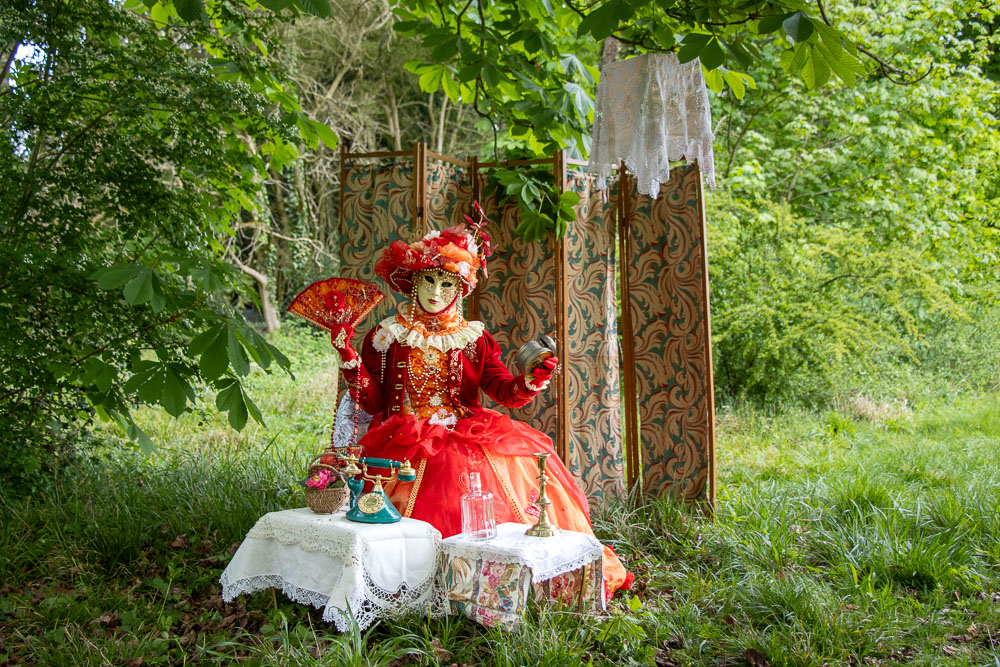 2026-04-12-balades-des-costumes-extraordinaires-parc-site-0451